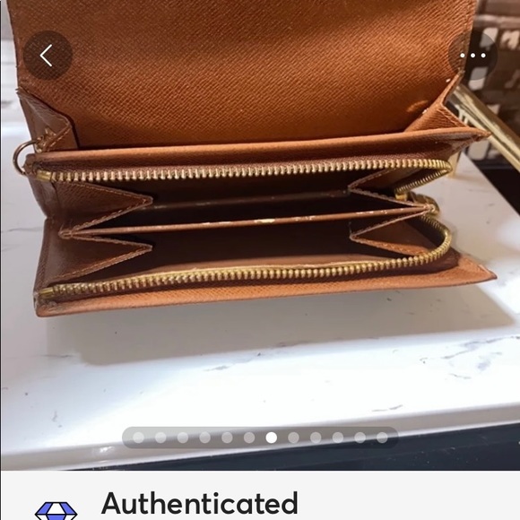 SOLDAuthentic Louis Vuitton Monogram Bifold Zippy Wallet - Picture 5 of 13